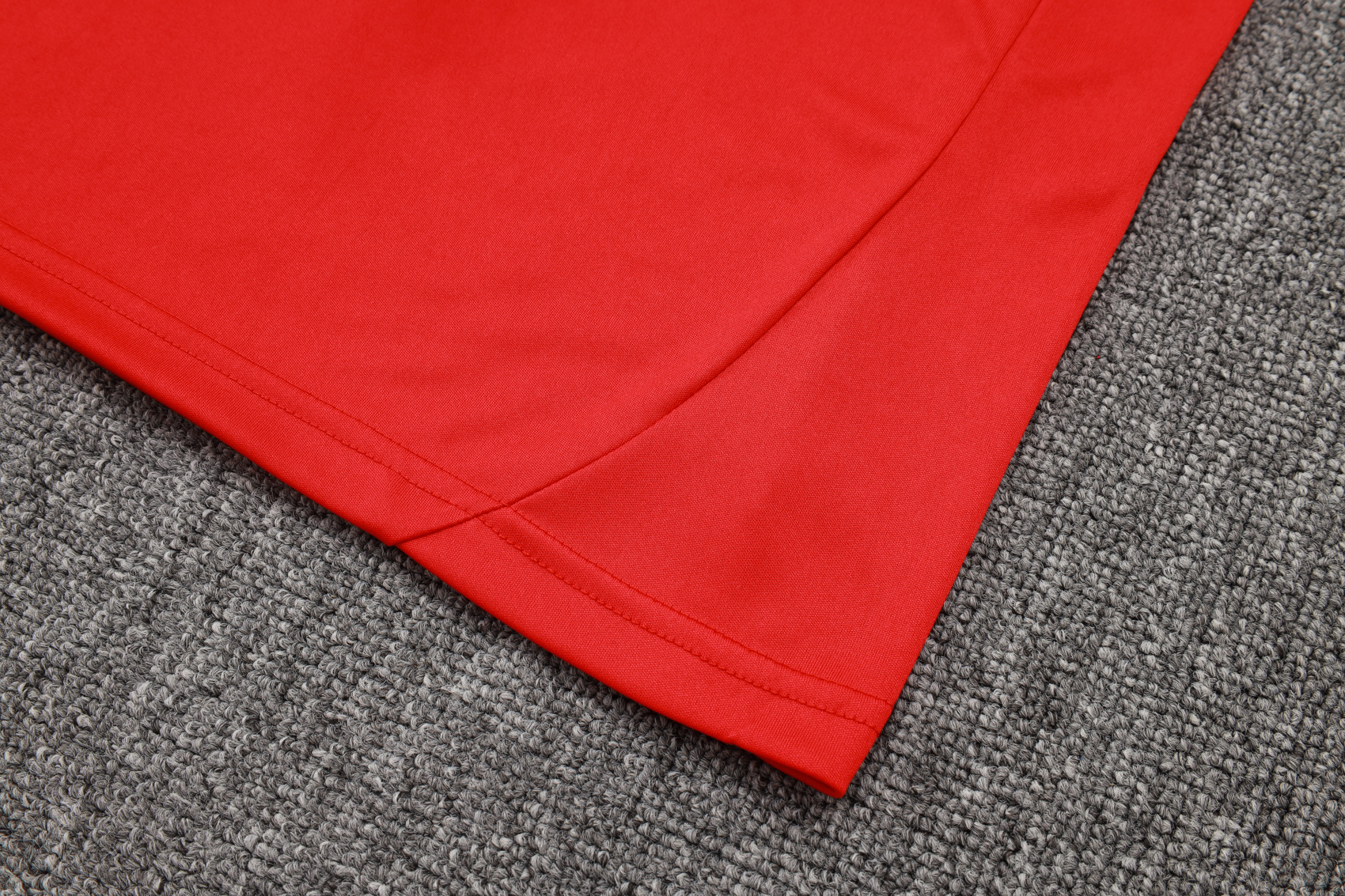 Arsenal Sleeveless Training Kit Red 2025/26