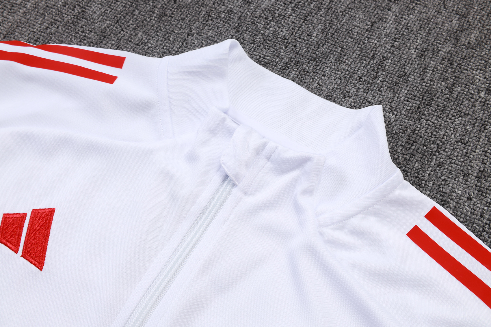 Bayern Munich Training Kit (Jacket+Pants) White 2025/26