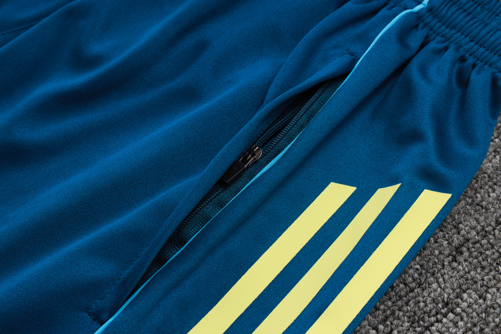 Juventus Sleeveless Training Kit Blue 2025/26