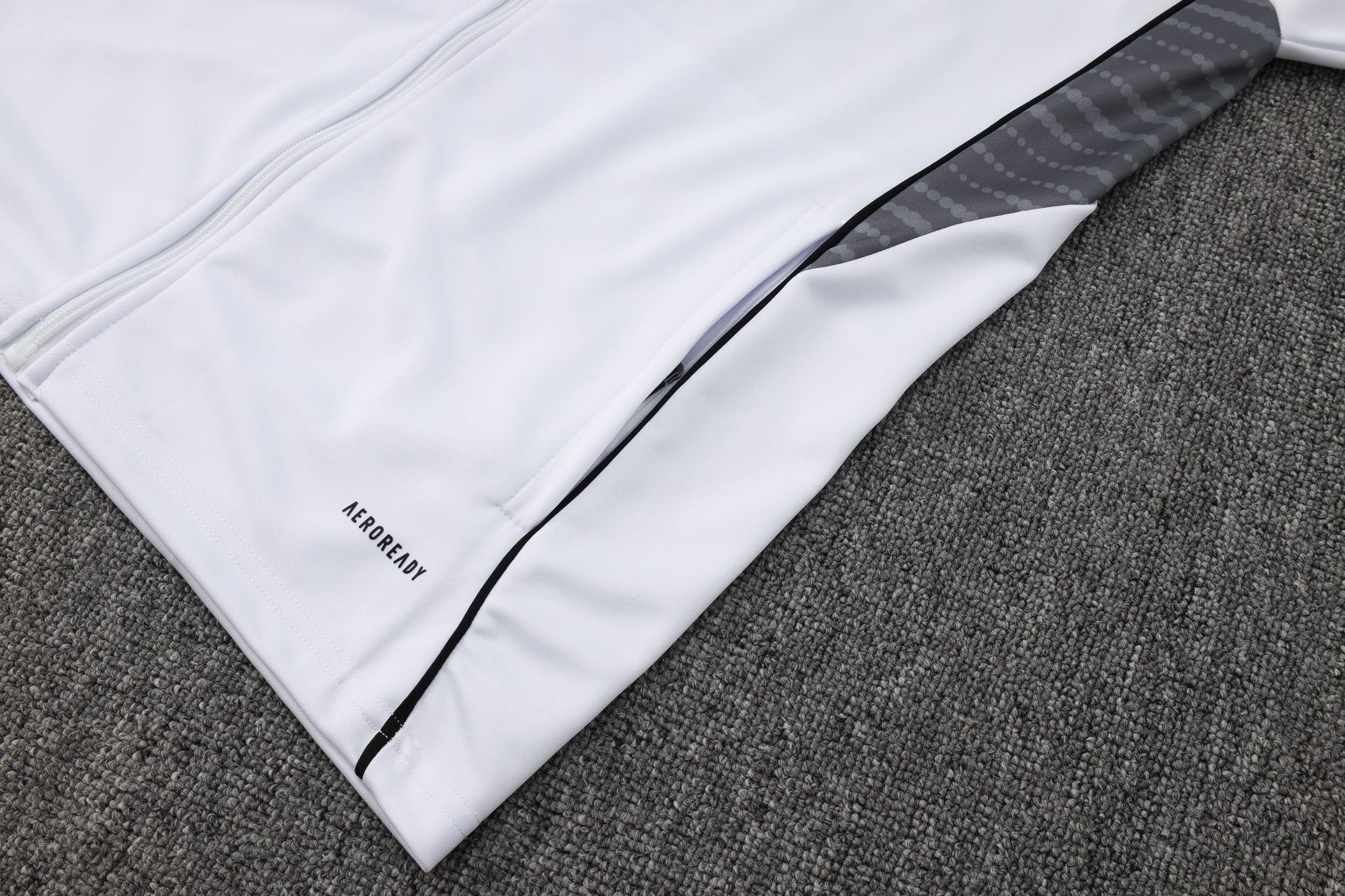 Real Madrid Training Kit (Jacket+Pants) White 2025/26