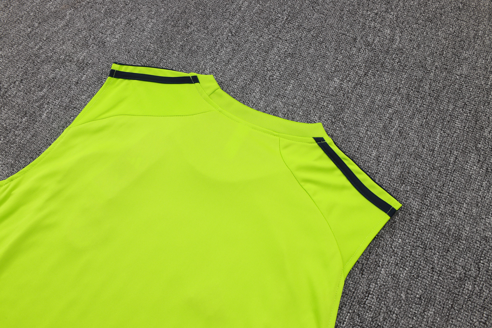 Real Madrid Sleeveless Training Kit Green 2025/26