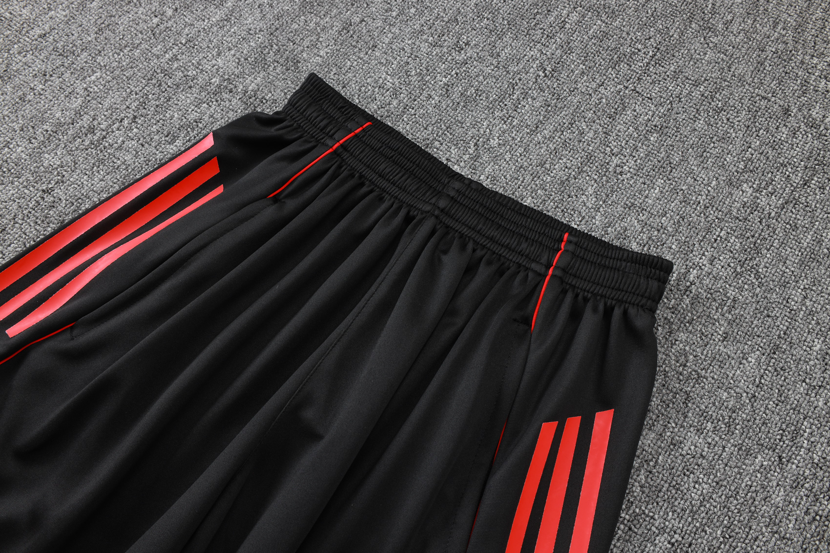 Bayern Munich Training Jersey Kit Black 2025/26