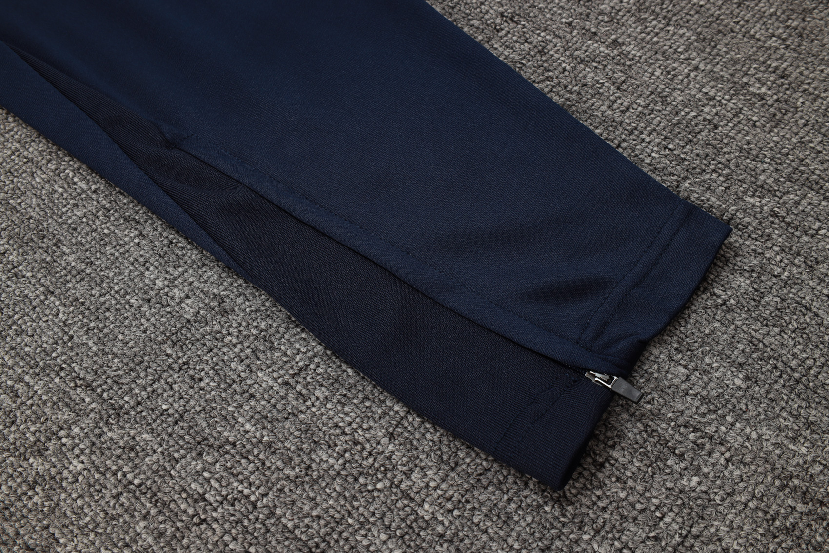 Barcelona Training Kit (Sweatshirt+Pants) Beige 2025/26