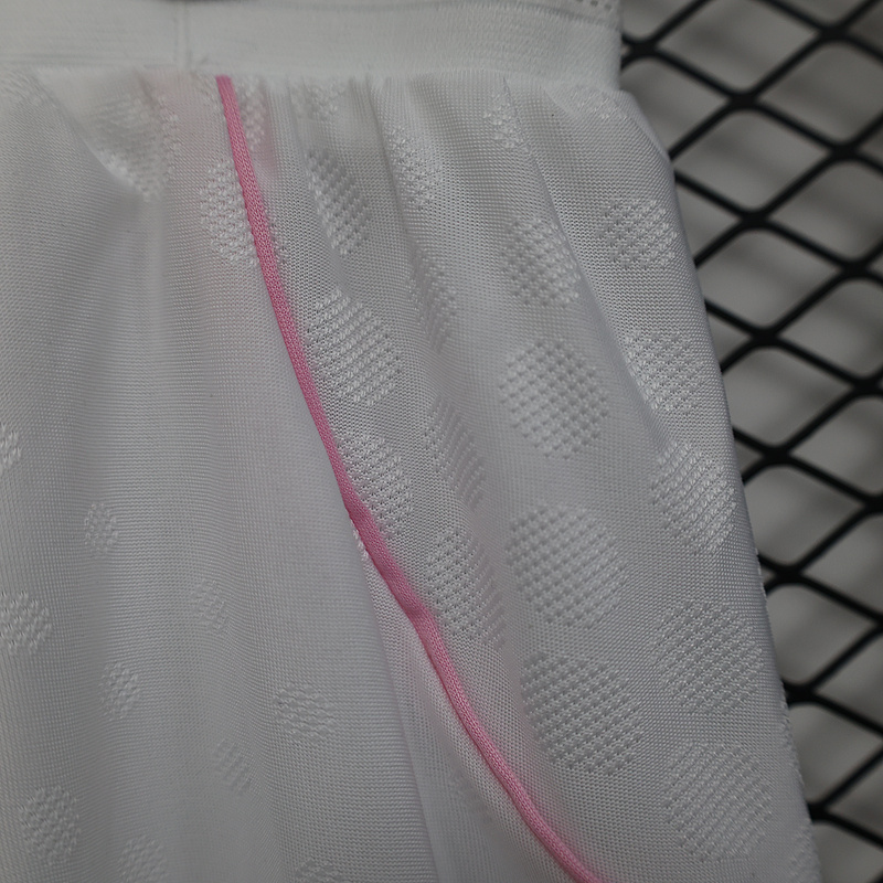 Juventus Authentic Soccer Jersey Pink & White Shorts 2025/26