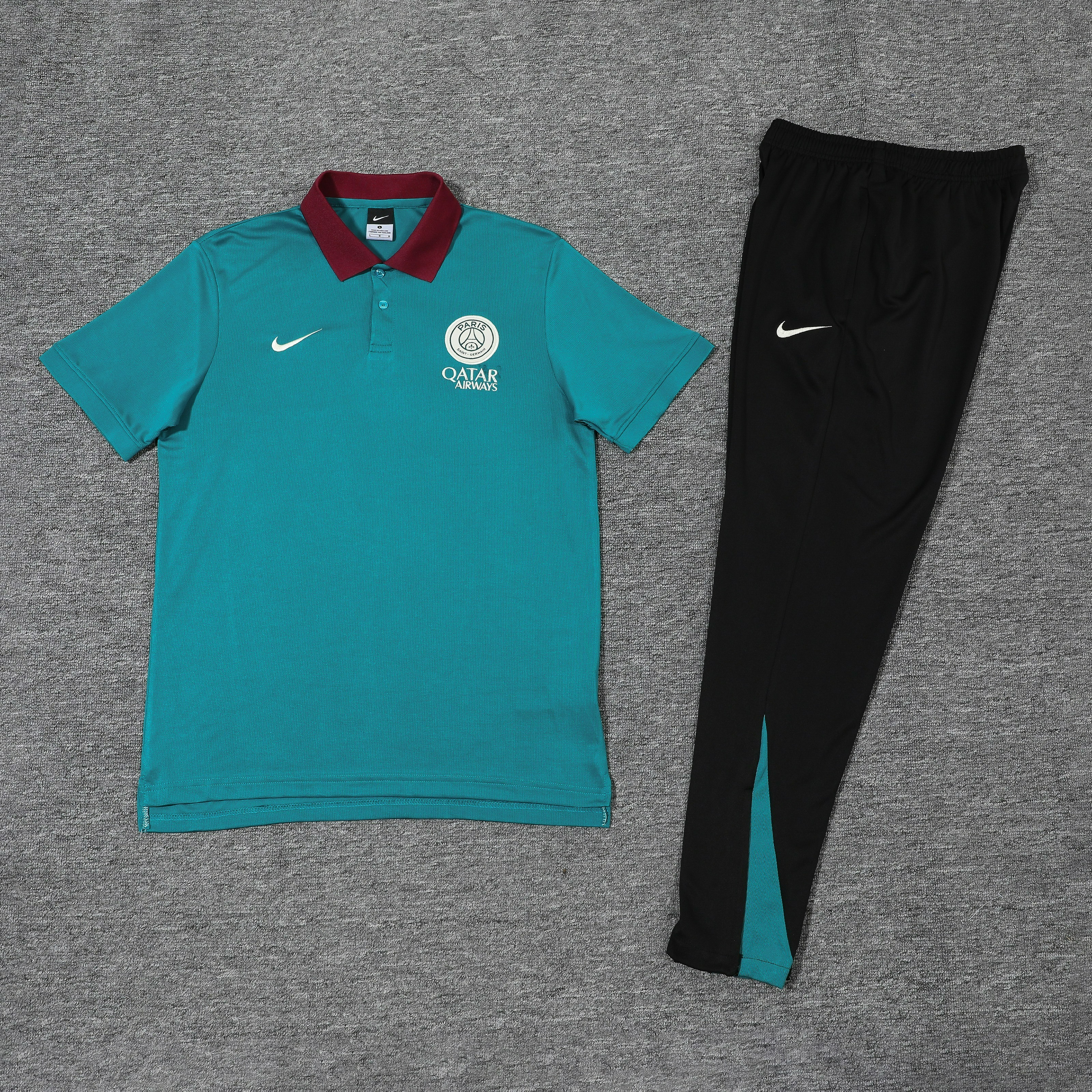 PSG Training Kit (Polo+Pants) 2025/26