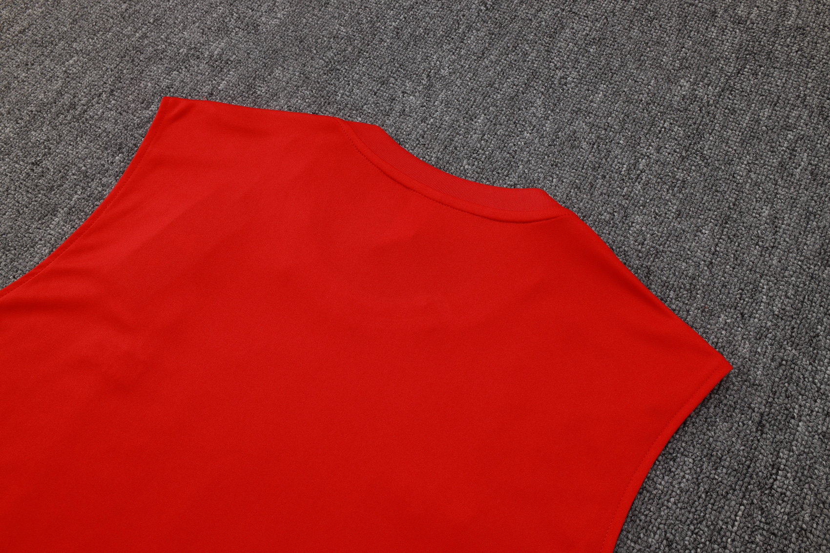 Liverpool Sleeveless Training Kit Red 2025/26