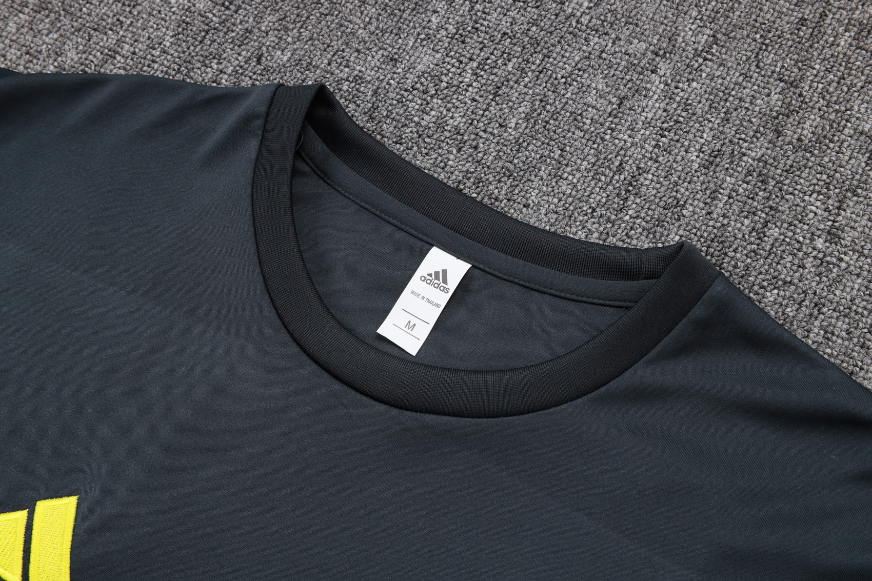 Real Madrid Sleeveless Training Kit Gray 2025/26