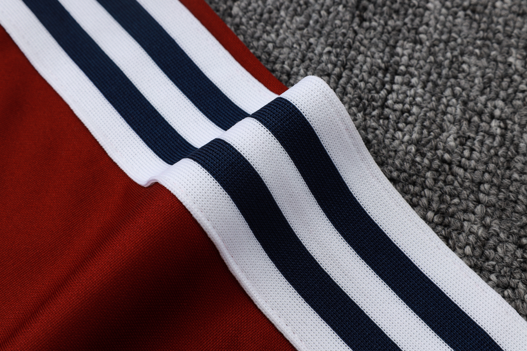 Arsenal Training Kit (Sweatshirt+Pants) Red 2025/26