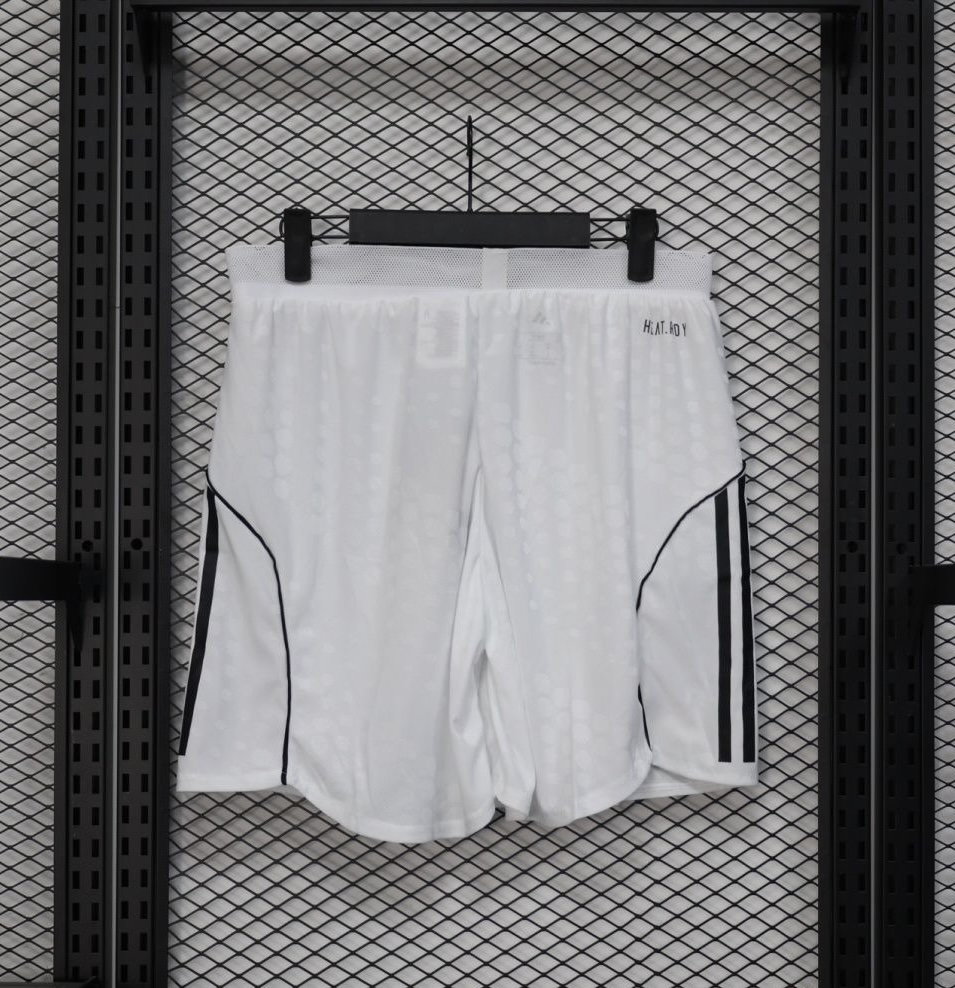 Manchester United Authentic Home Shorts 2025/26