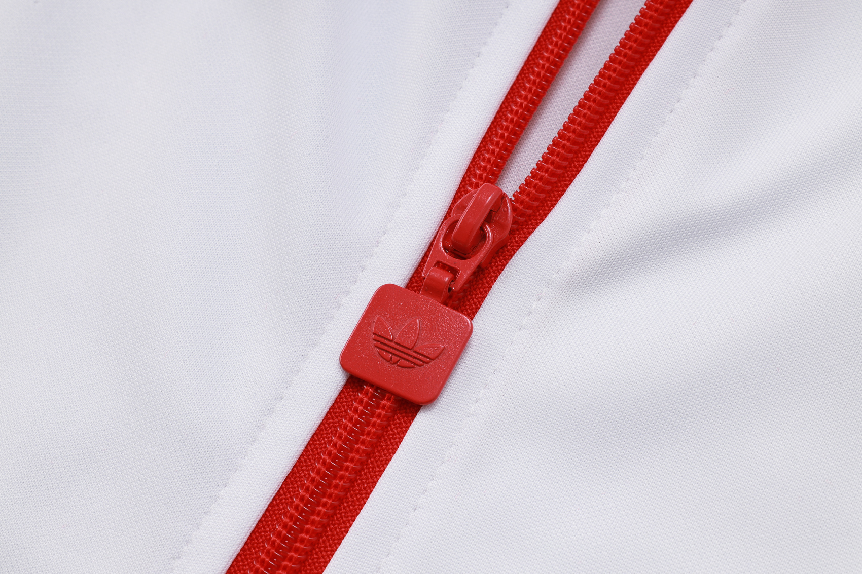 Bayern Munich Training Kit (Jacket+Pants) White 2025/26 - 125th Anniversary