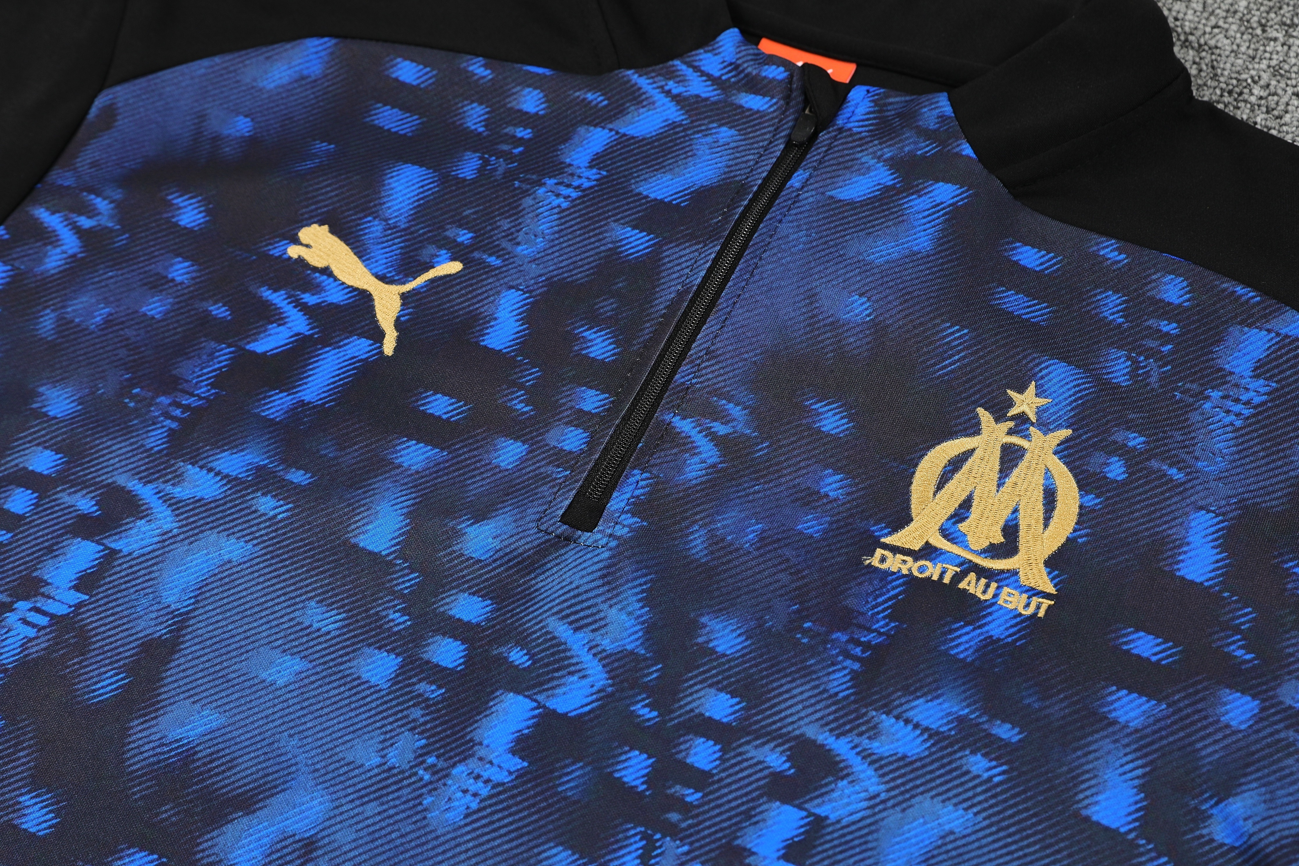 Marseille Authentic Training Kit (Sweatshirt+Pants) 2025/26 - Player Version