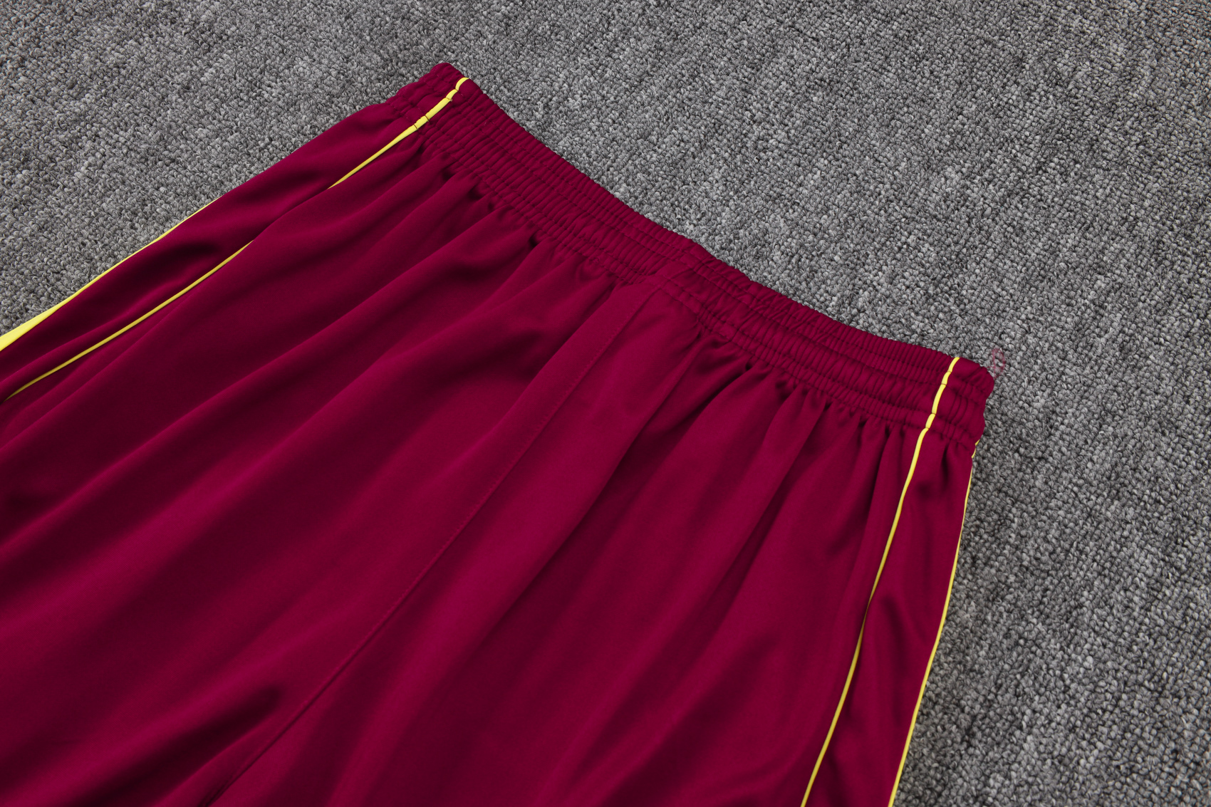 Arsenal Sleeveless Training Kit Red 2025/26