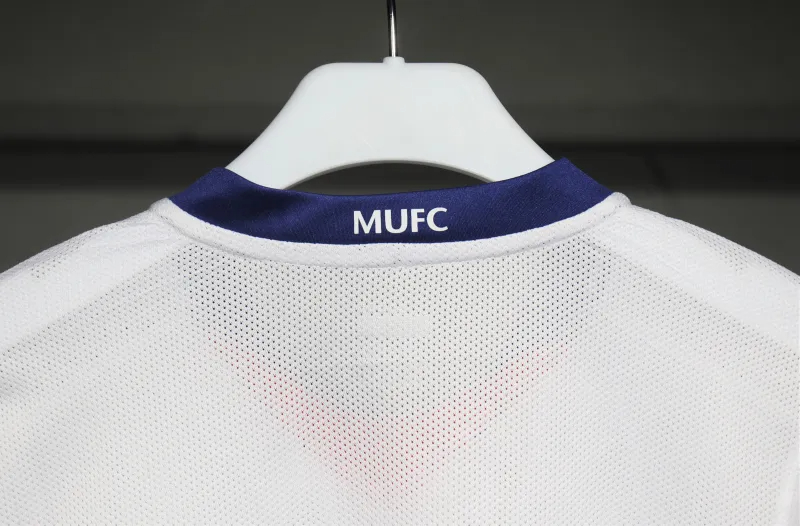 Manchester United Retro Authentic Away Long Sleeve Football Jersey Shirt 2008/09