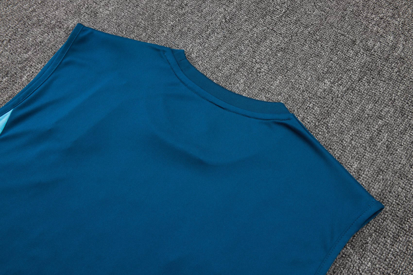 Juventus Sleeveless Training Kit Blue 2025/26