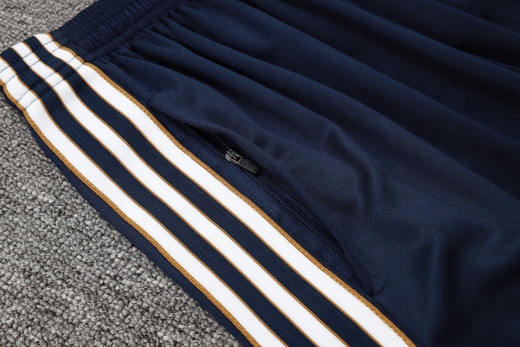 Juventus Sleeveless Training Kit 2025/26