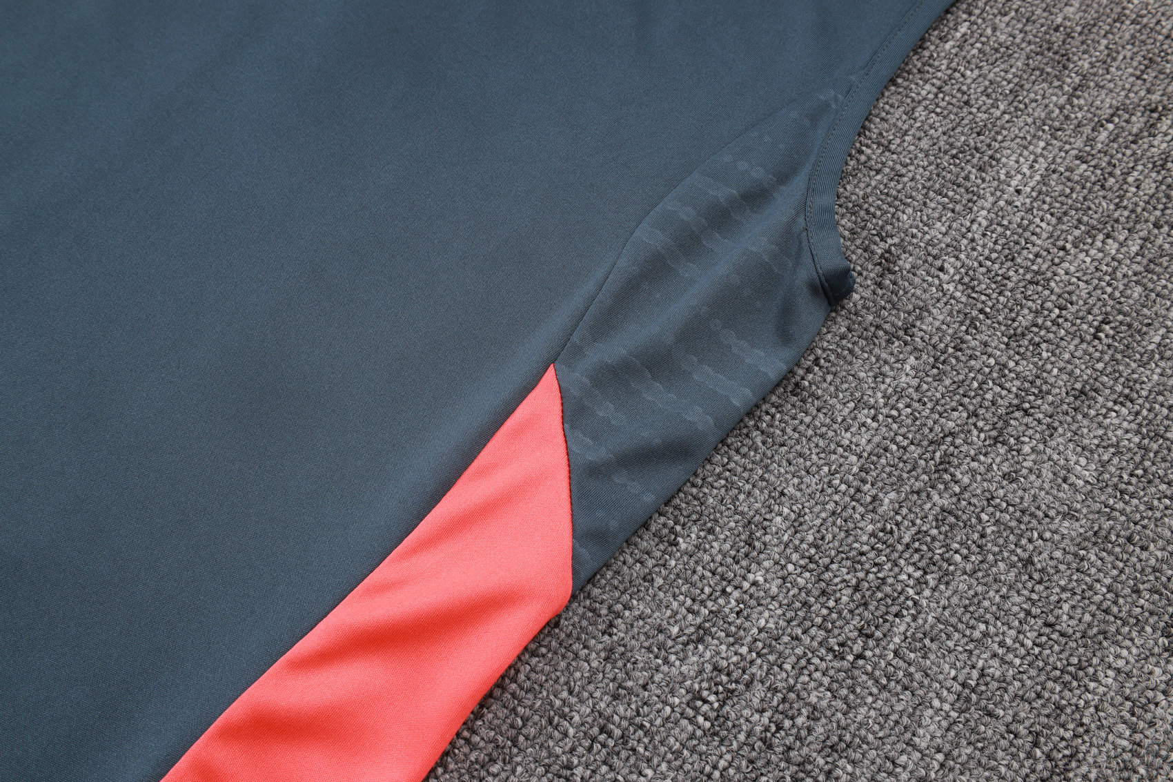 Bayern Munich Sleeveless Training Kit Gray 2025/26