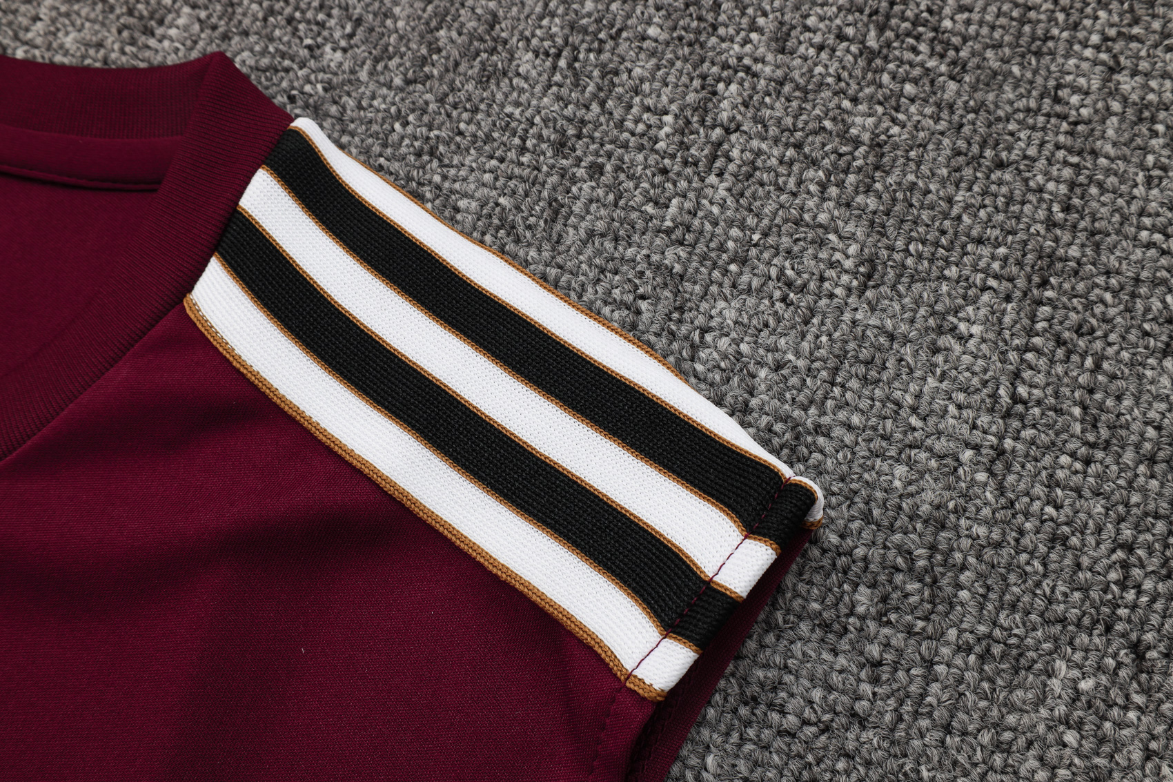 Ajax Sleeveless Training Kit Red 2025/26