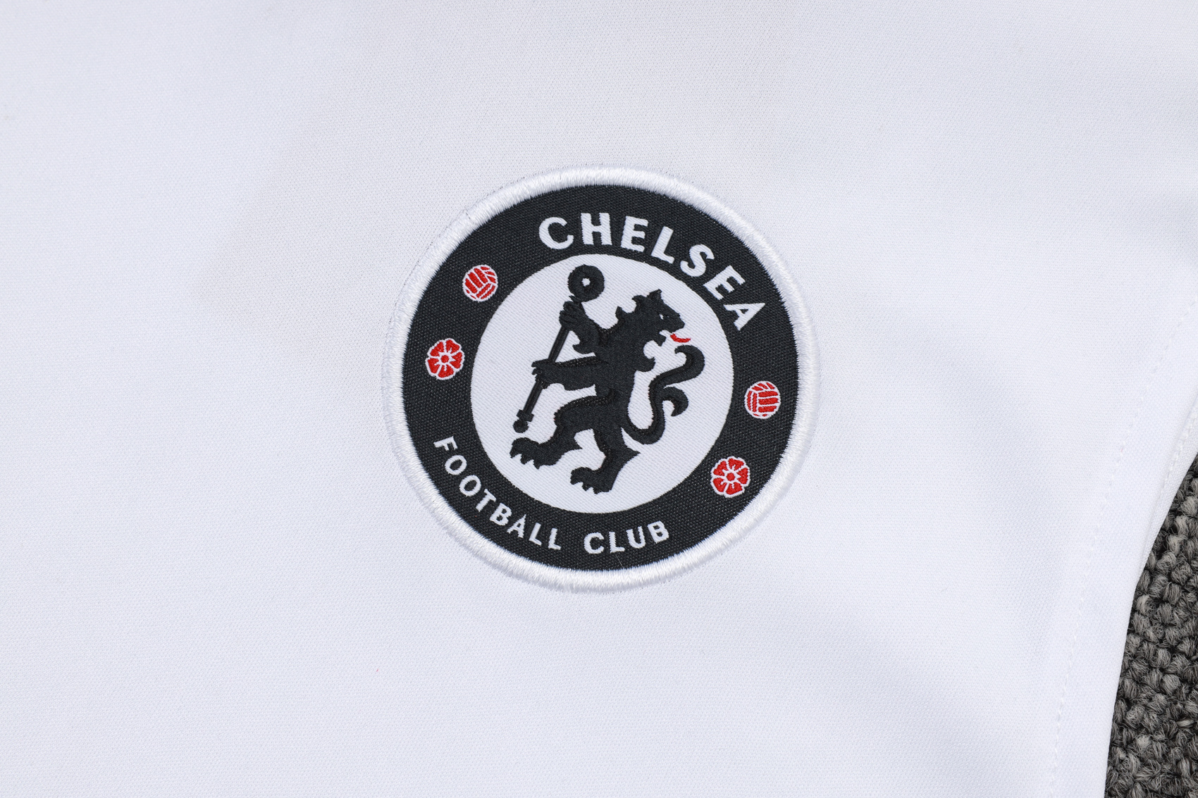 Chelsea Sleeveless Training Kit White 2025/26