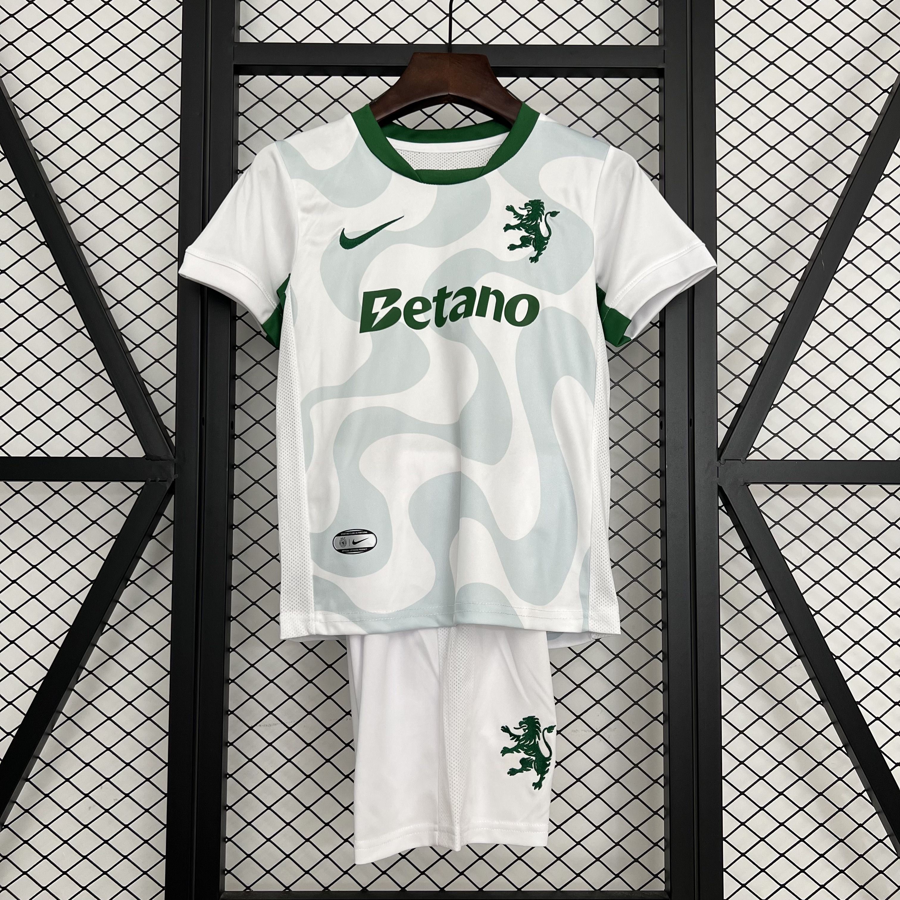 Sporting CP Soccer Jersey Fourth Away Kids Kit Jersey+Shorts 2025/26