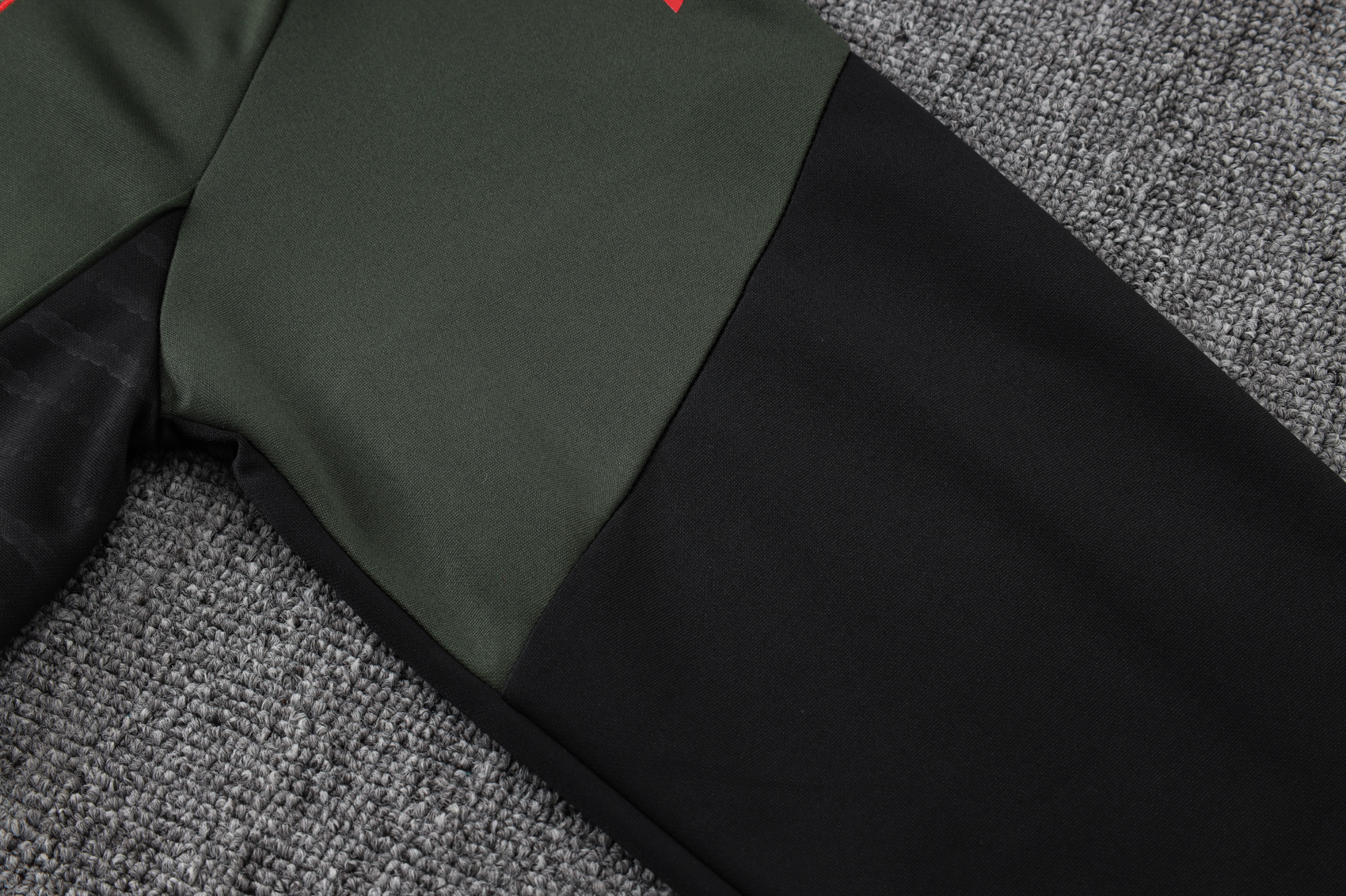 Bayern Munich Training Kit (Sweatshirt+Pants) Deep Green 2025/26