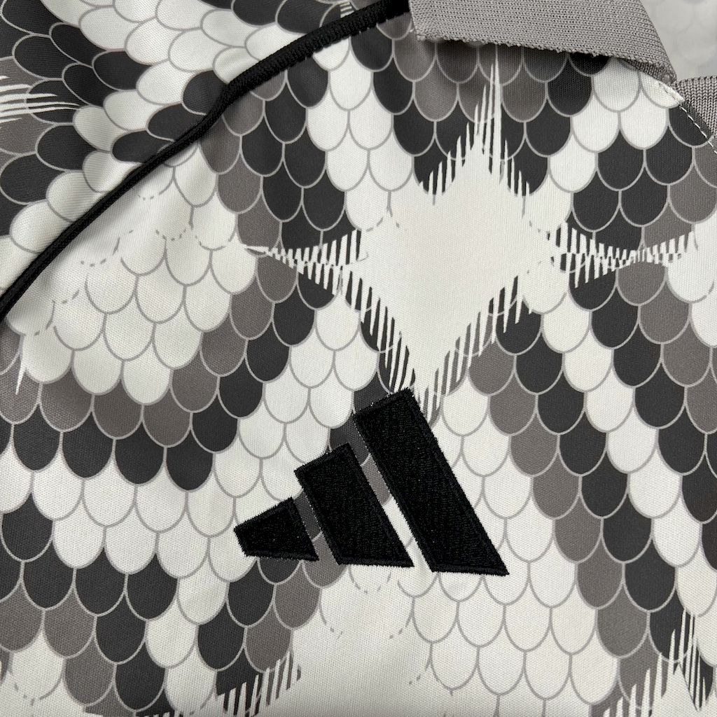 Bayern Munich Soccer Jersey Special Edition Shirt 2025/26