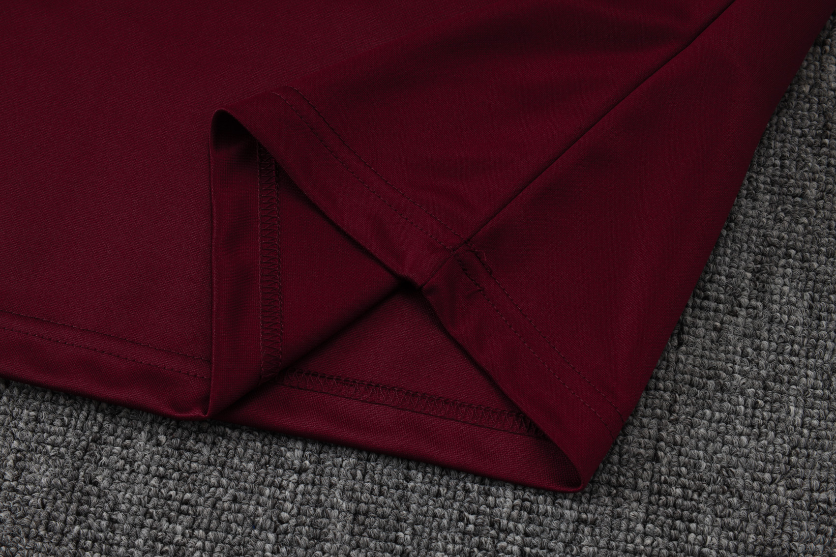 Ajax Training Kit (Sweatshirt+Pants) Deep Red 2025/26