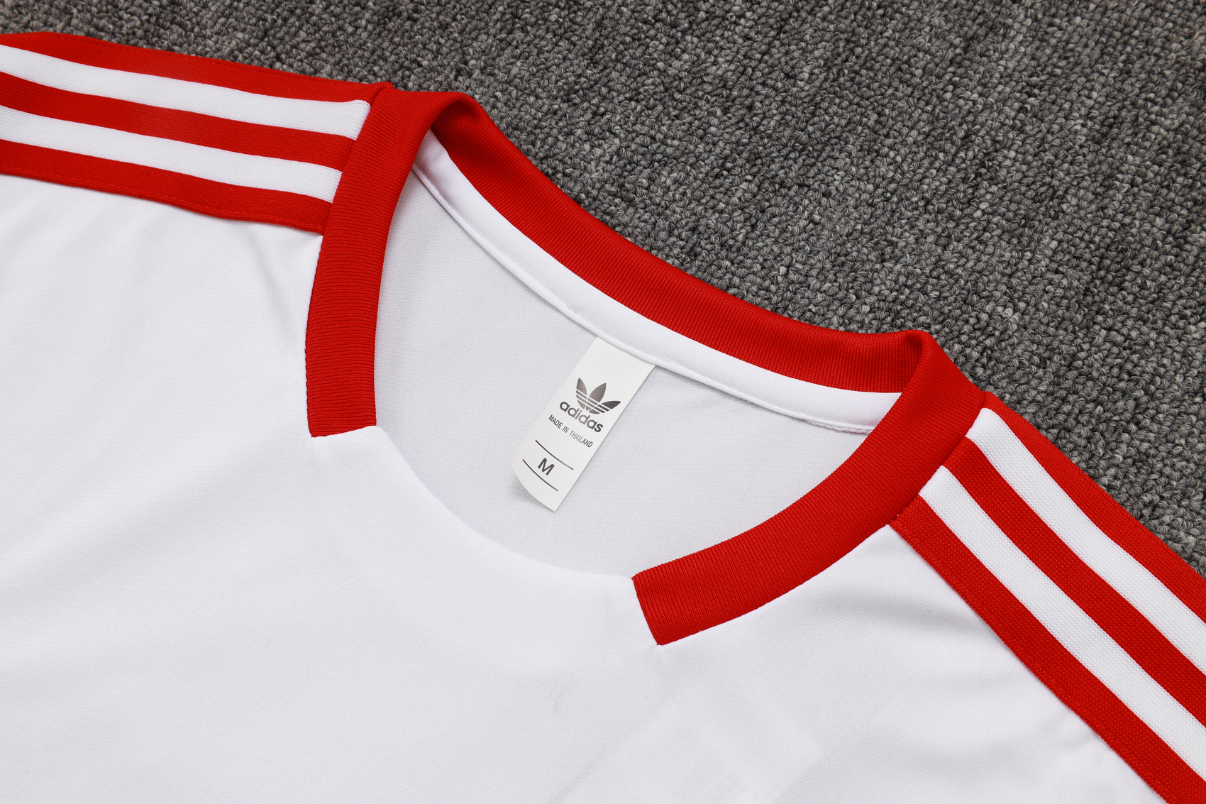 Bayern Munich Sleeveless Training Kit White 2025/26 - 125th Anniversary