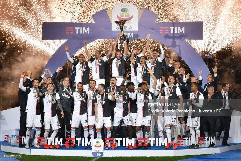 Juventus Authentic Soccer Jersey Home Long Sleeve Shirt 2019-20