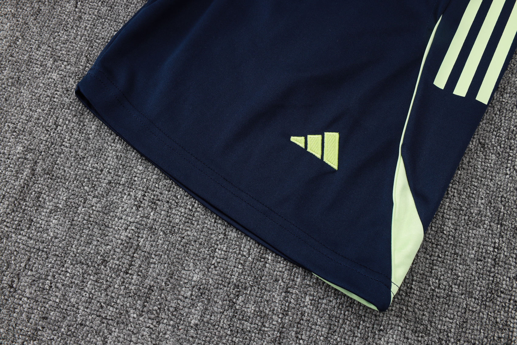 Real Madrid Training Jersey Kit Green 2025/26