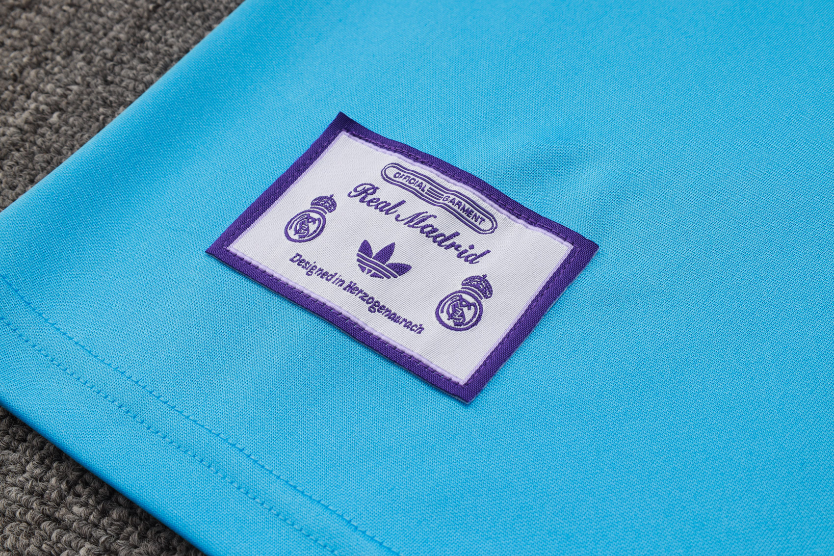 Real Madrid Training Kit (Sweatshirt+Pants) Light Blue 2025/26