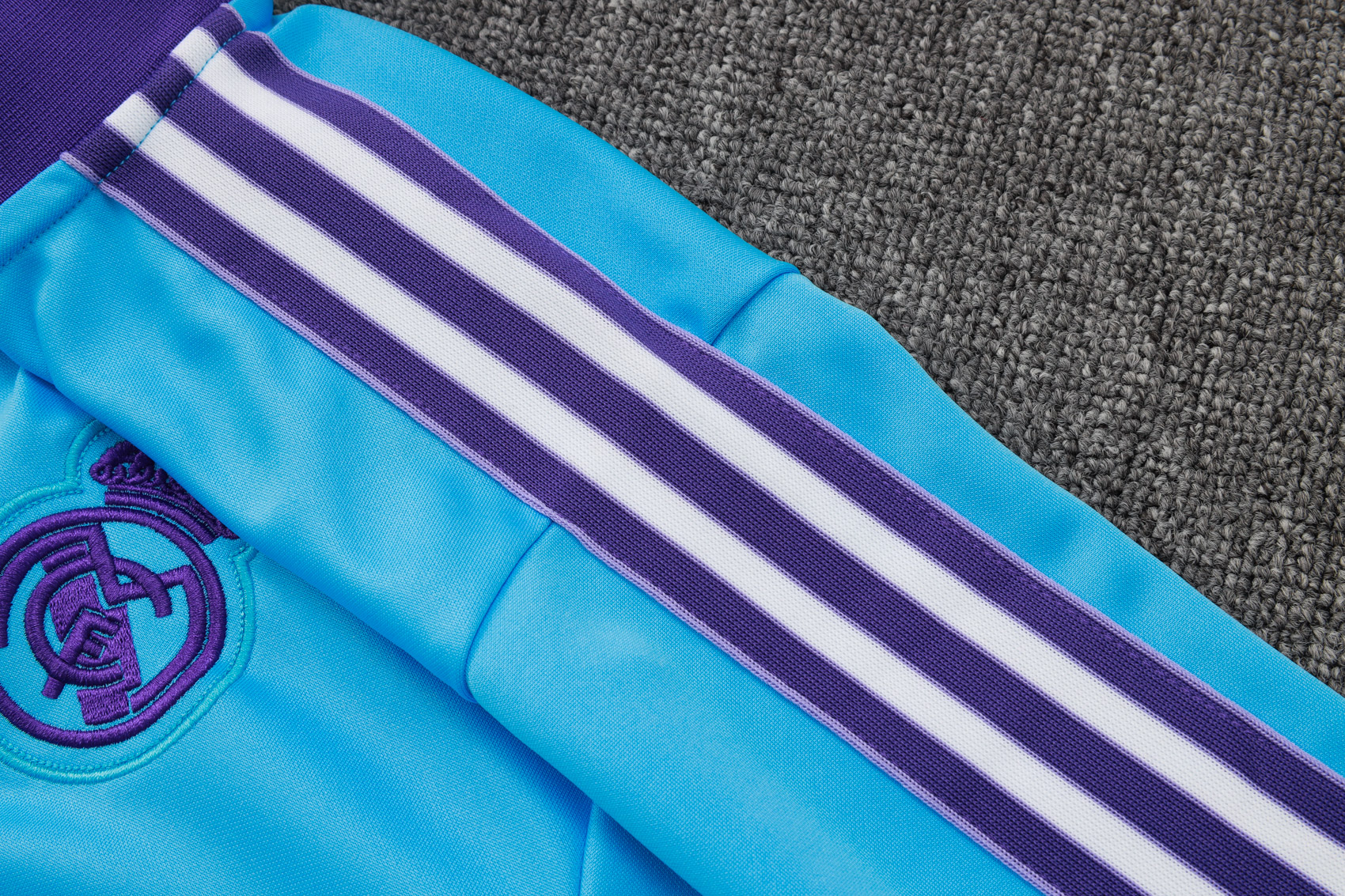 Real Madrid Training Kit (Jacket+Pants) Light Blue 2025/26