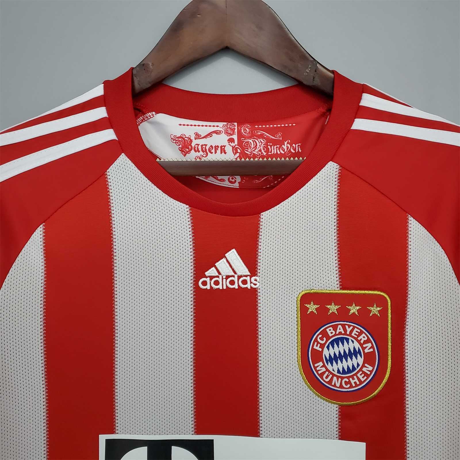 Bayern Munich Retro Jersey Home Soccer Shirt 2010-2011