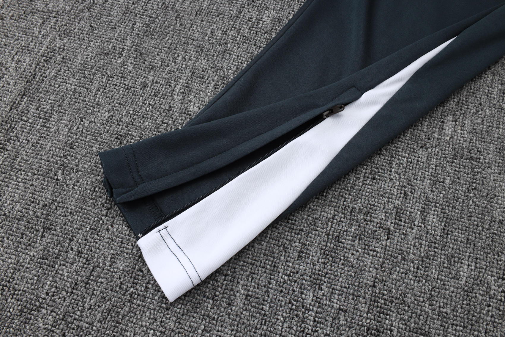 Chelsea Training Kit (Polo+Pants) Deep Grey 2025/26