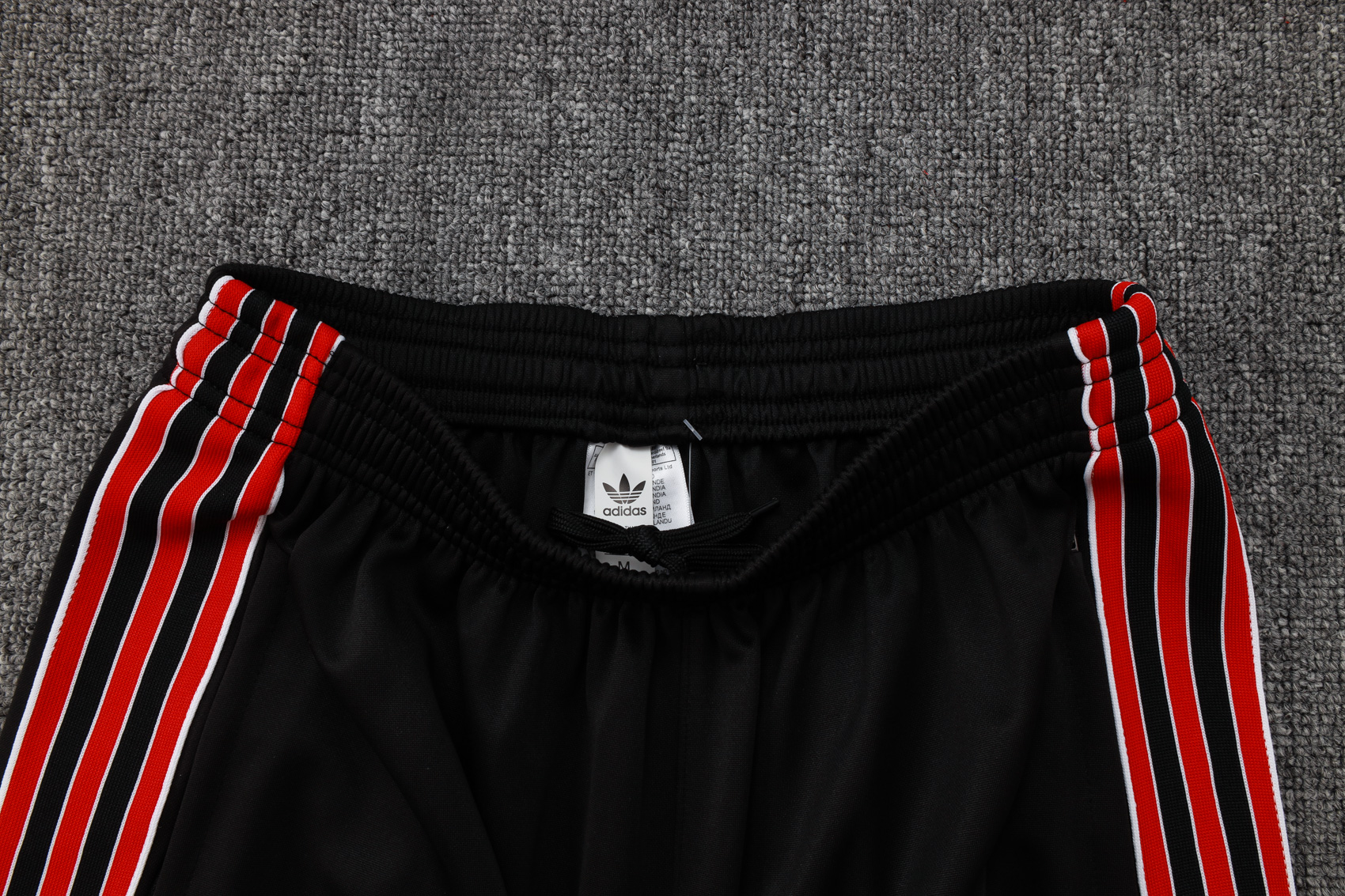 Liverpool Sleeveless Training Kit Red 2025/26