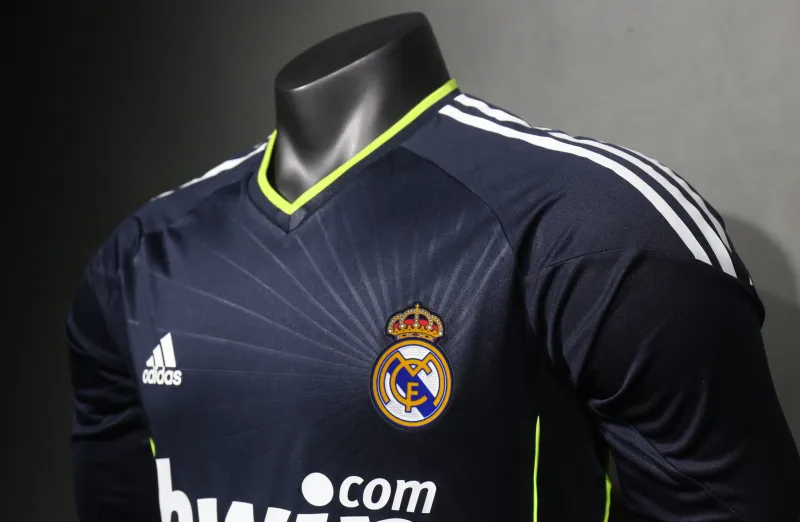 Real Madrid Authentic Retro Jersey Away Long Sleeve Soccer Shirt 2010/11