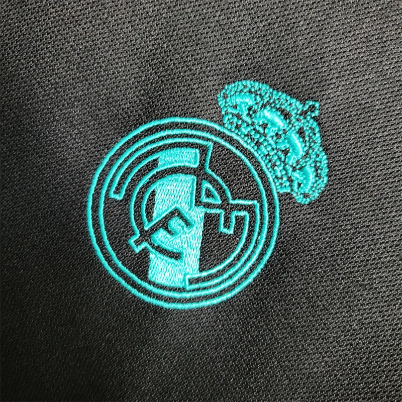Real Madrid Retro Jersey Away Soccer Shirt 2017/18