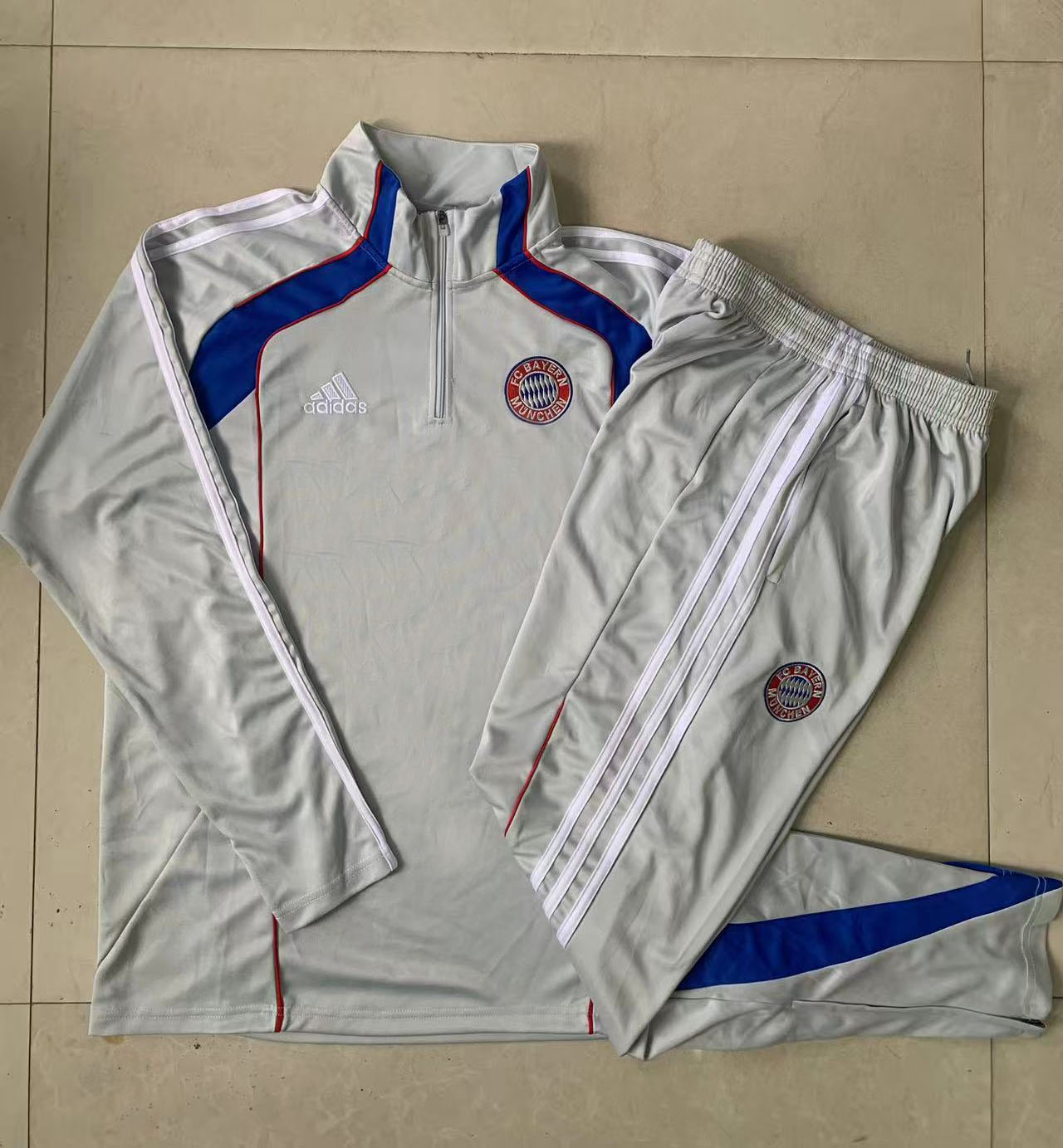 Kids Bayern Munich Training Kit (Sweatshirt+Pants) Light Grey 2025/26