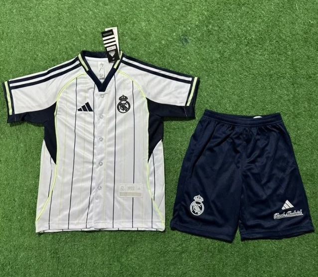 Real Madrid US Pack Kids Kit Jersey+Shorts 2025/26