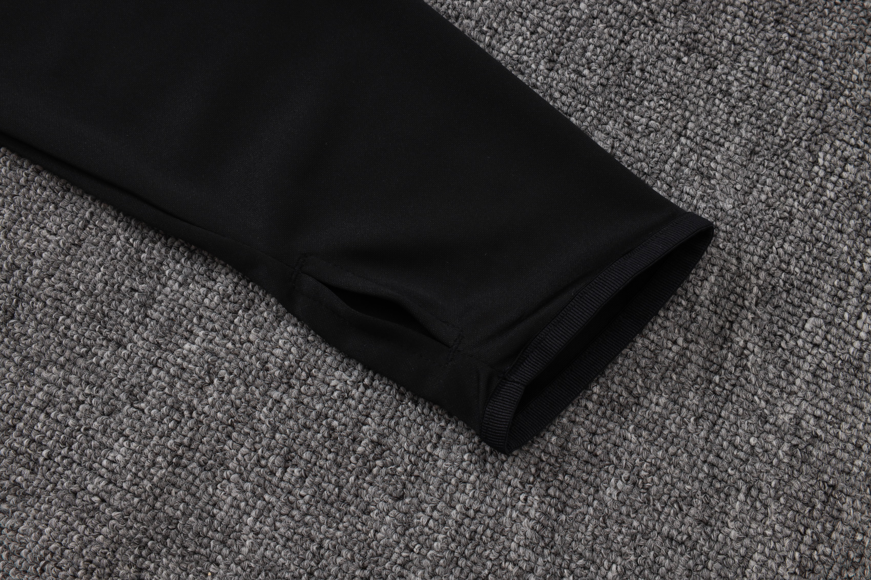 Bayern Munich Training Kit (Sweatshirt+Pants) Black 2025/26