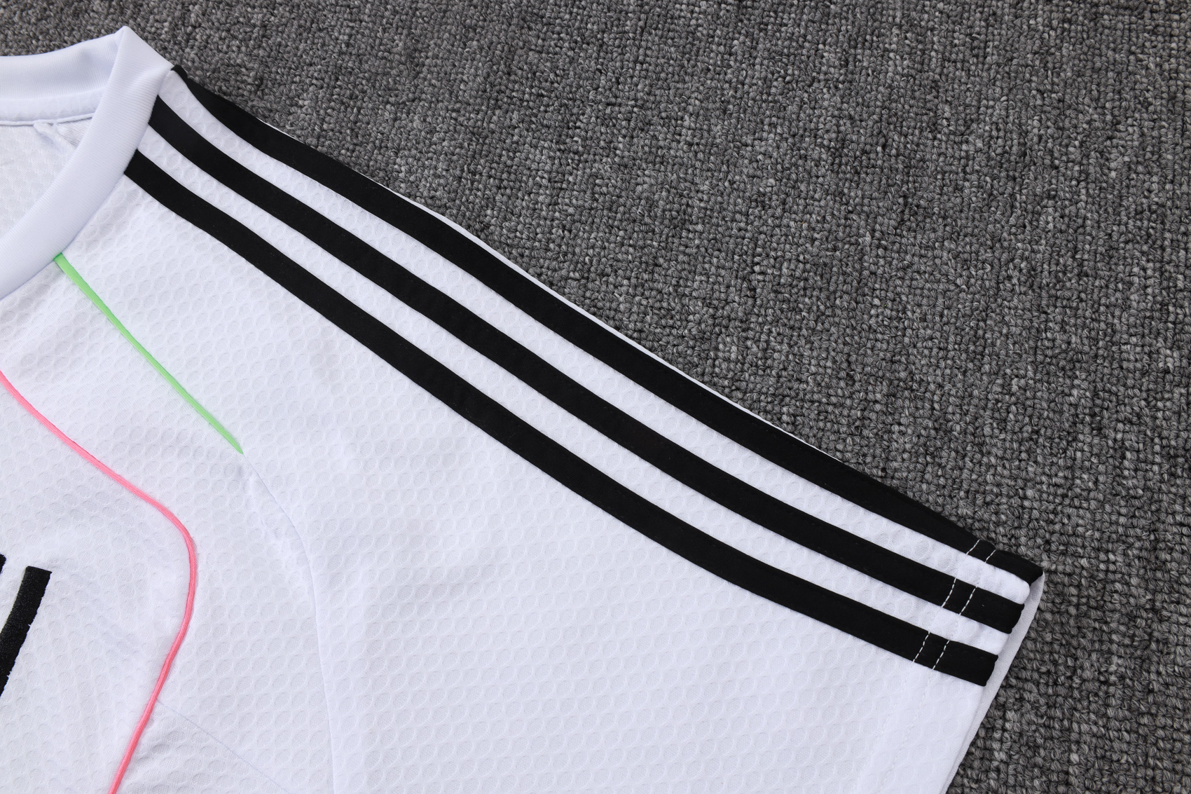 Juventus Training Jersey Kit White 2025/26