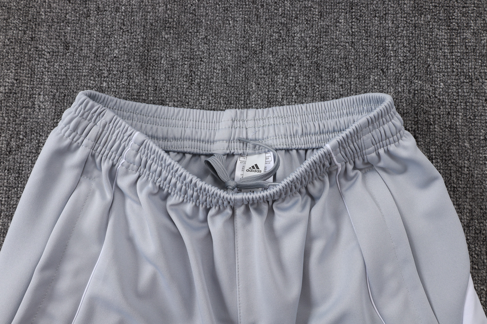 Real Madrid Training Kit (Jacket+Pants) White&Grey 2025/26