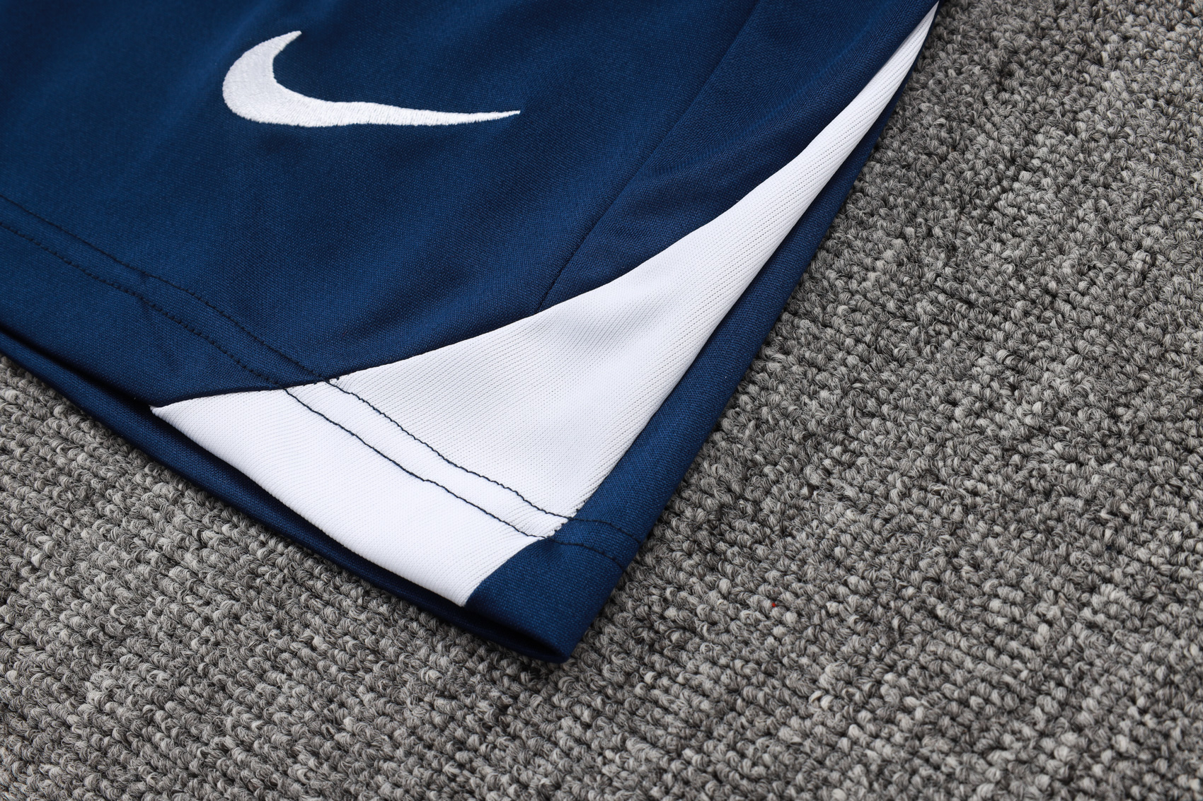 Inter Milan Sleeveless Training Kit Gray 2025/26