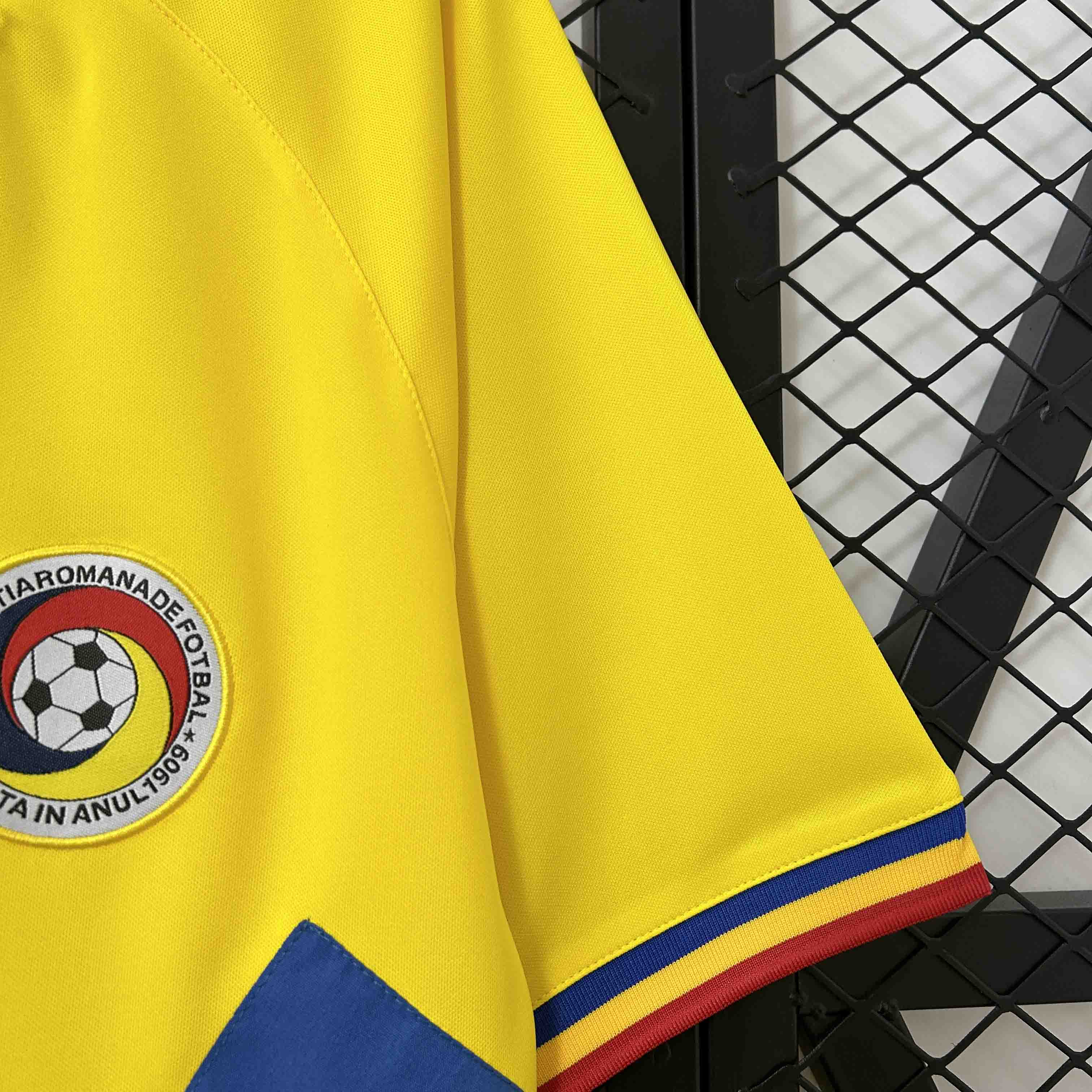 Romania Soccer Jersey Home Retro Jersey 1994