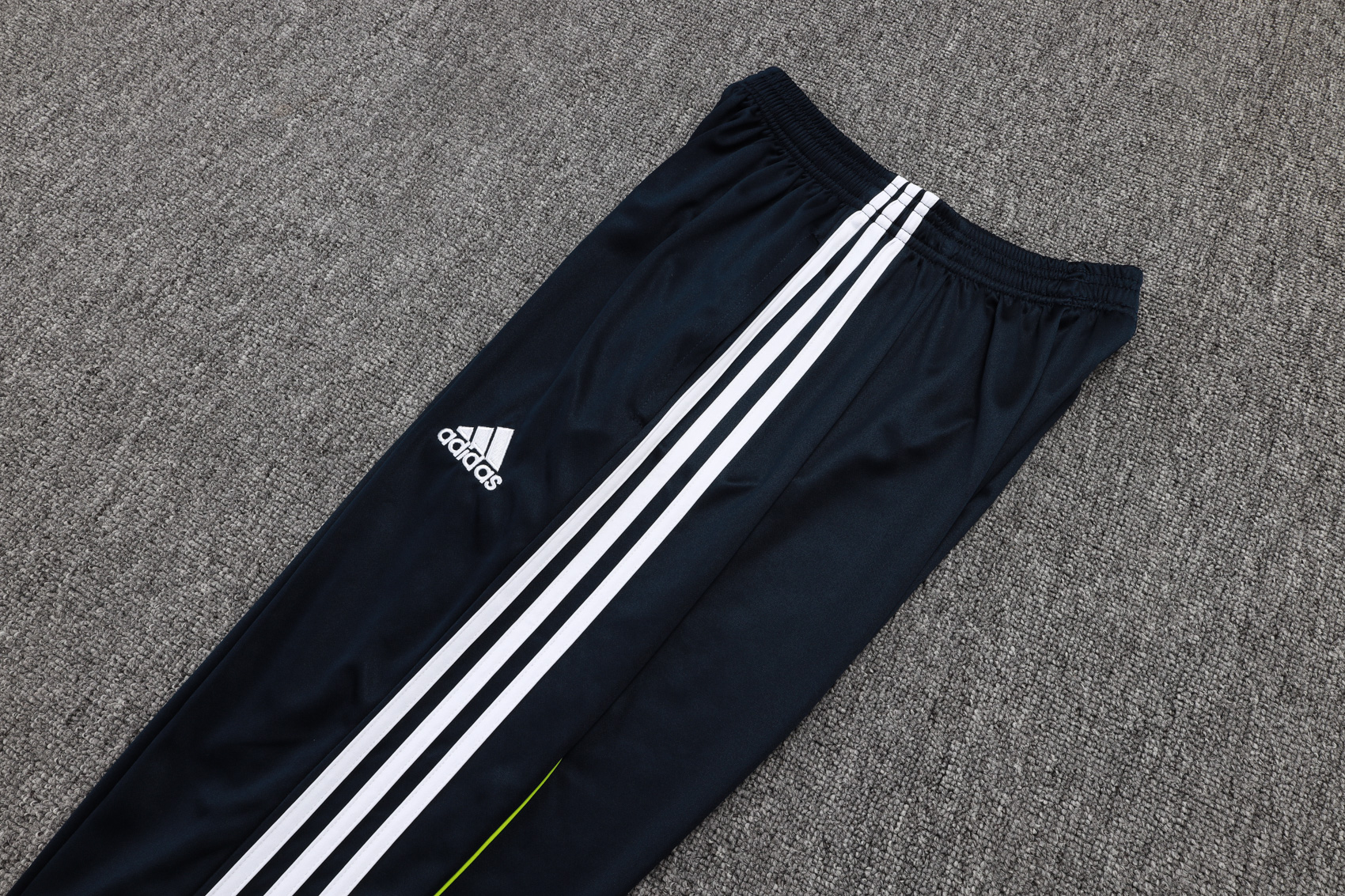 Real Madrid Training Kit (Sweatshirt+Pants) Cyan 2025/26