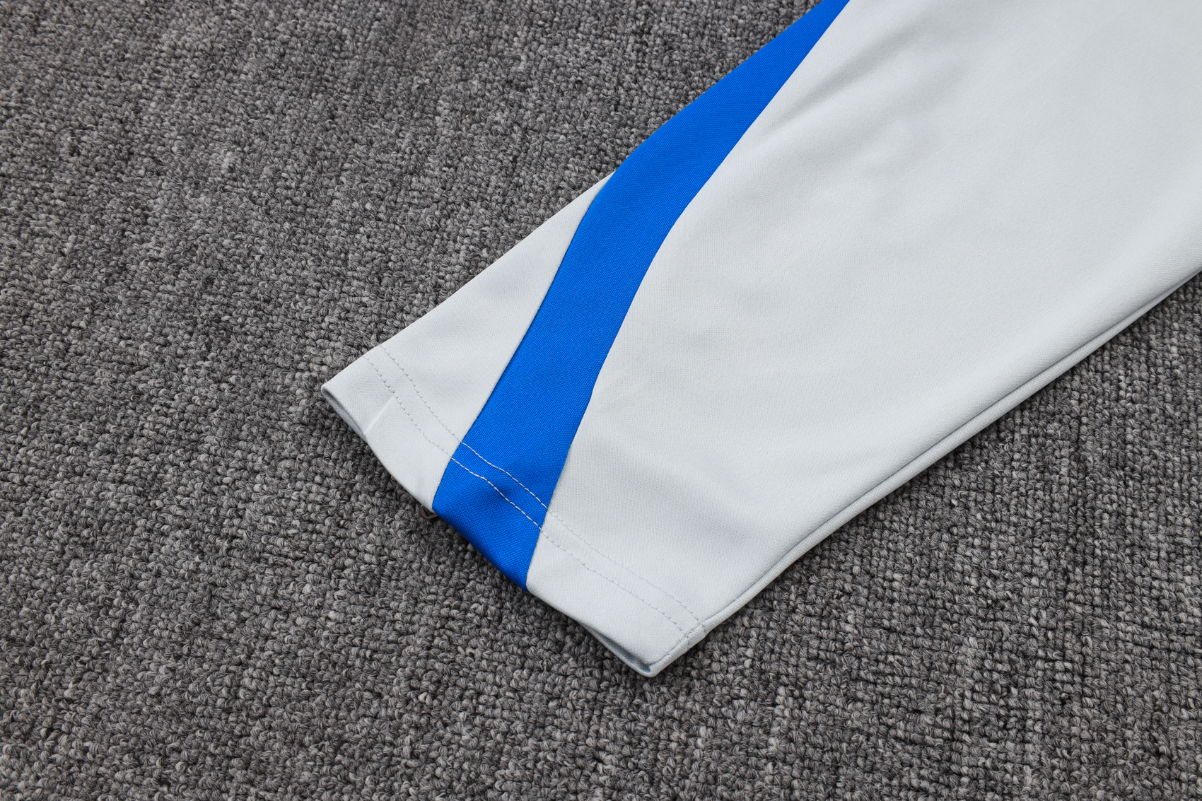 Bayern Munich Training Kit (Sweatshirt+Pants) Light Grey 2025/26