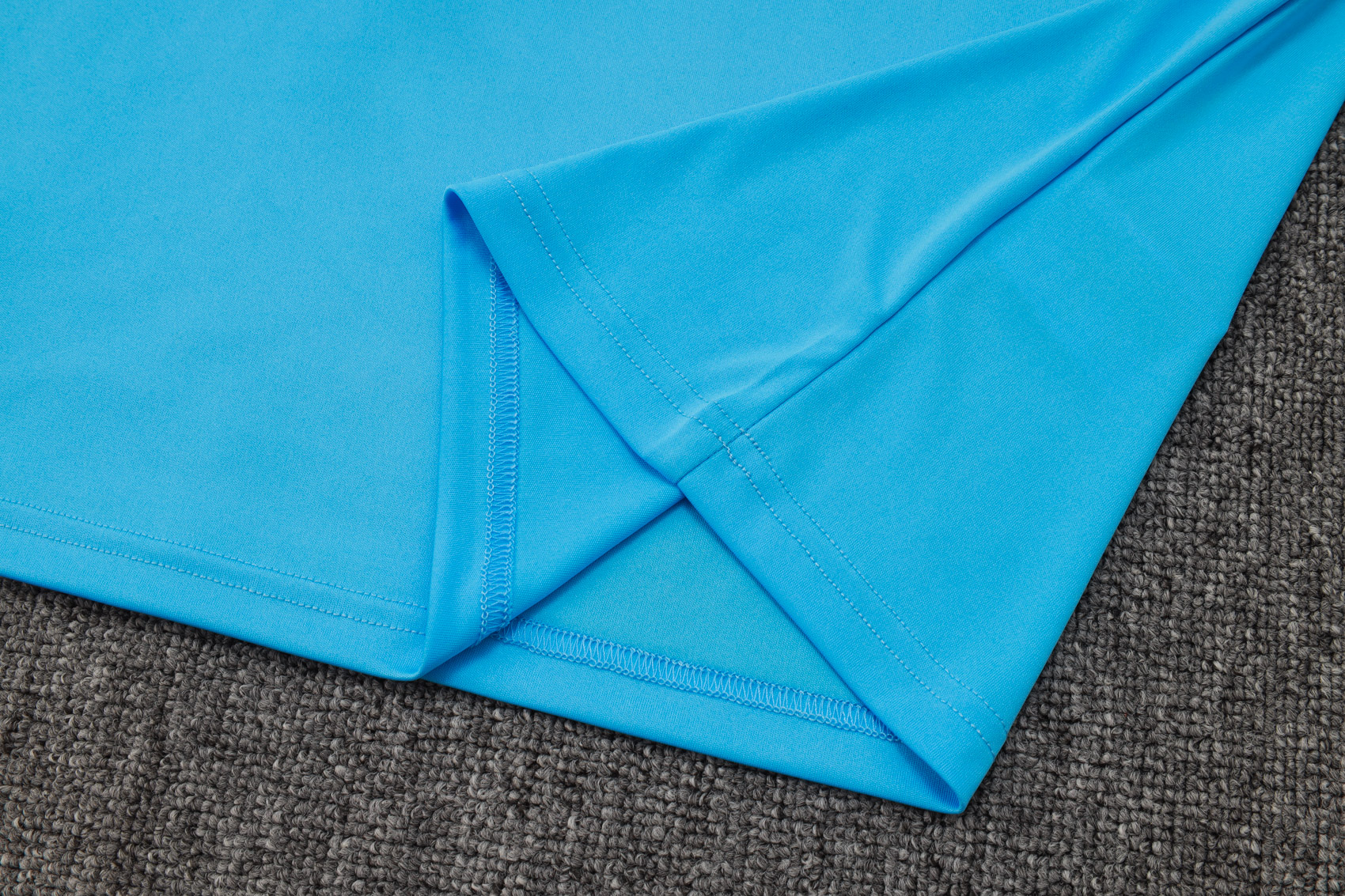 Real Madrid Sleeveless Training Kit Blue 2025/26