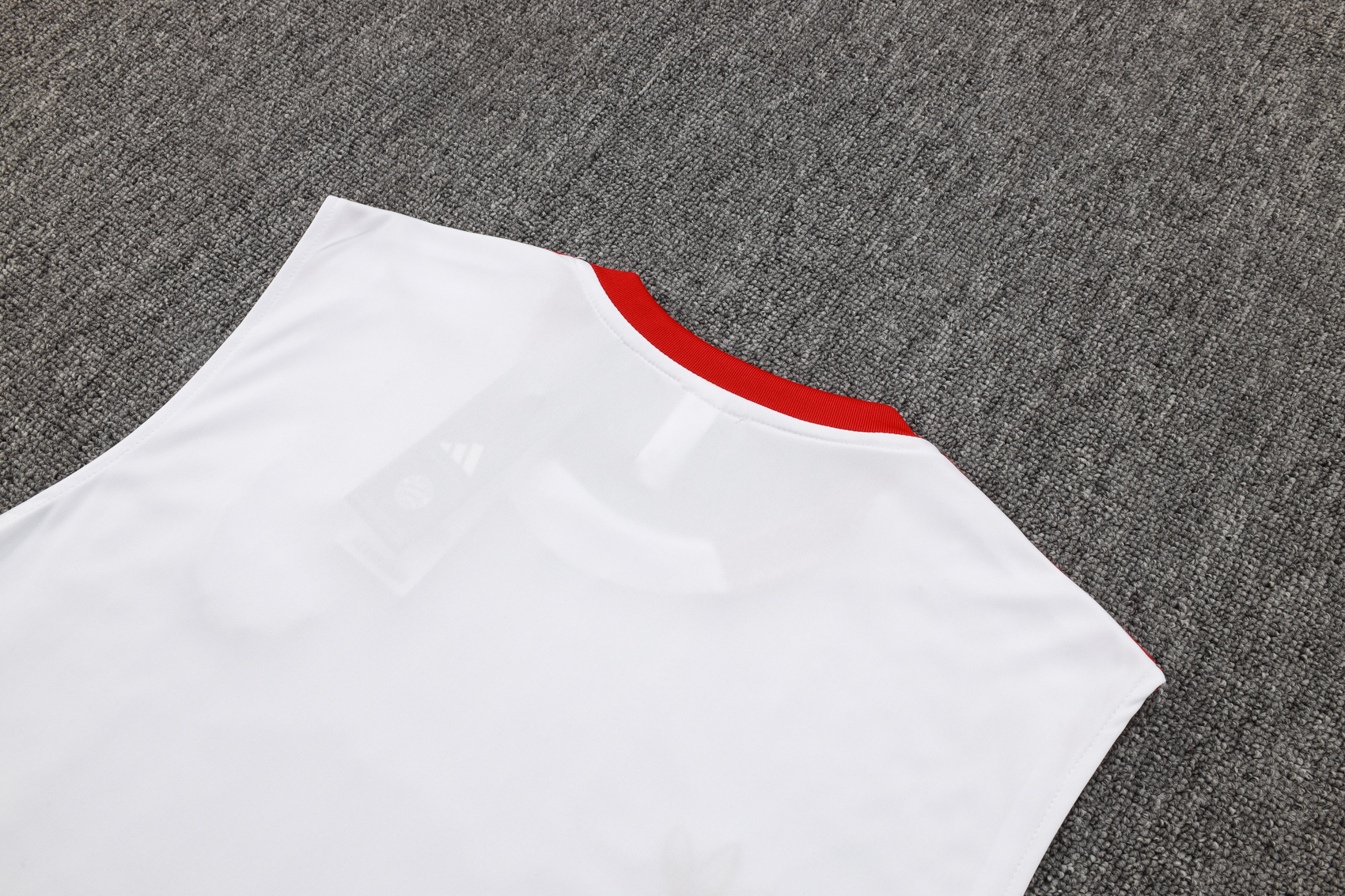 Bayern Munich Sleeveless Training Kit White 2025/26 - 125th Anniversary