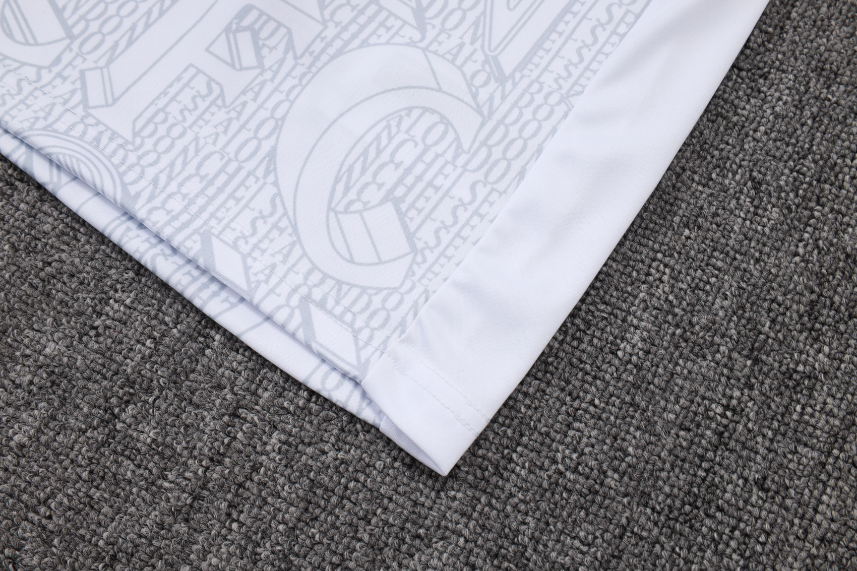 Chelsea Sleeveless Training Kit White 2025/26