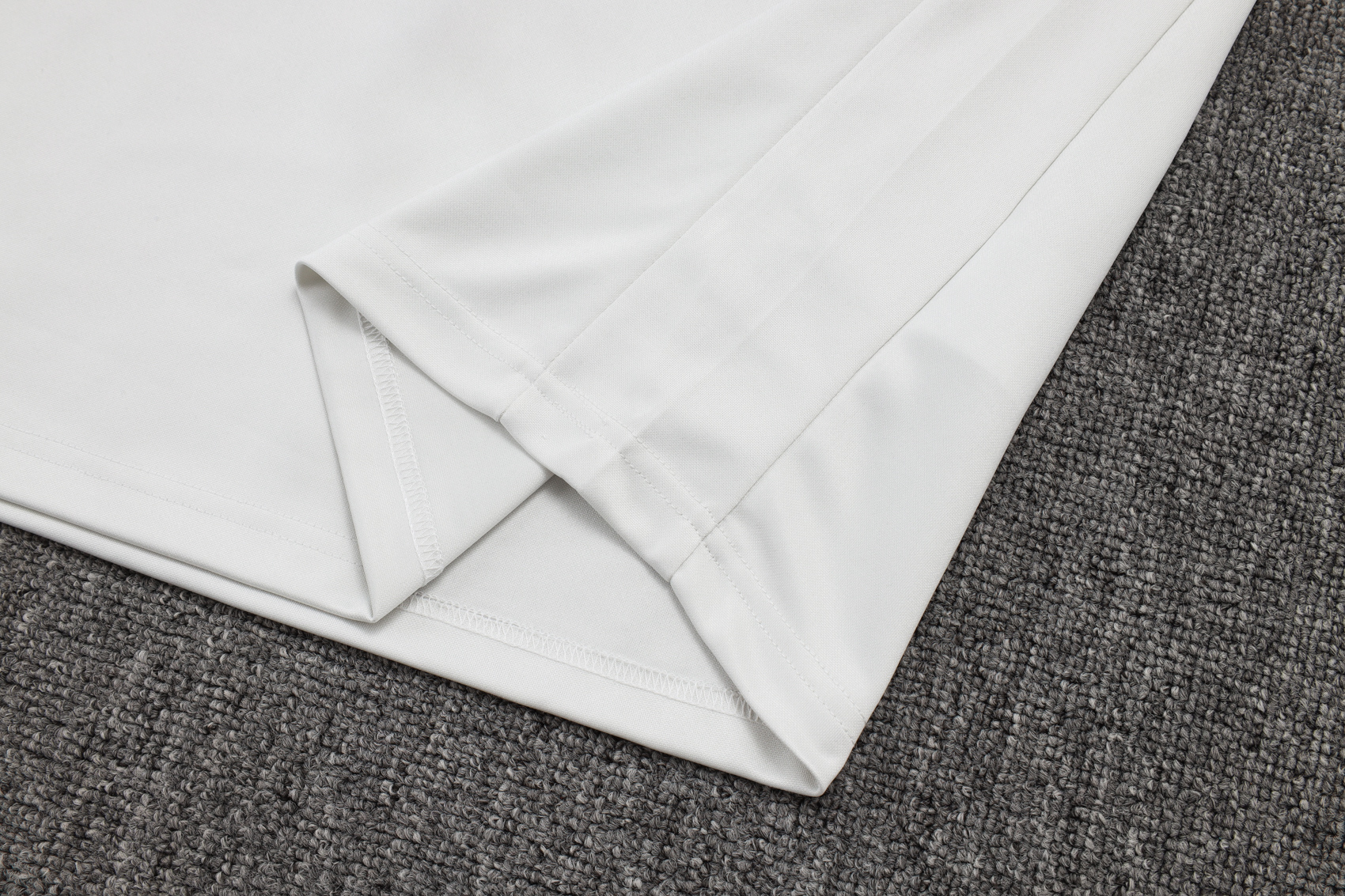 Inter Milan Training Kit (Sweatshirt+Pants) Off-White 2025/26