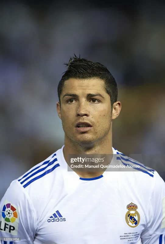 Real Madrid Authentic Retro Jersey Home Long Sleeve Soccer Shirt 2010/11